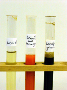 Lein&ouml;l und verschiedene Lein&ouml;lfirnisse